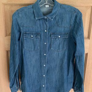 Old Navy Chambray Button Down Shirt